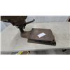 Image 2 : Antique Cast Iron Fairbanks Platform Scale with Scoop Pan and Balance Beam Arm