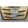 Image 4 : Marlow Sheffield Stainless Steel Carving Set with Bakelite Handles and Steak Knives