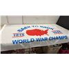 Image 3 : Back to Back World War Champs 1918 1945 qFlag