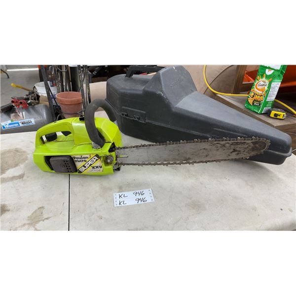 Poulan Micro Super XXV Deluxe Chainsaw with Carrying Case Has Compressed