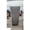 Image 6 : KitchenAid Stainless Steel Side-By-Side Refrigerator with Ice and Water Dispenser 36" Wide Ice