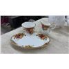 Image 3 : Vintage 1962 Royal Albert Old Country Roses Bone China Tea Set, 8 Pieces