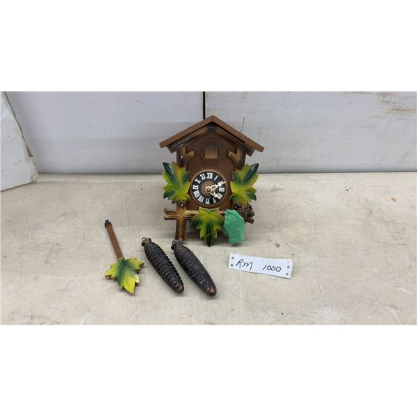 German Black Forest Cuckoo Clock with Pine Cone Weights and Pendulum