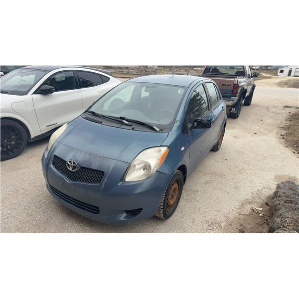 2007 Toyota Yaris LE 4 Door Hatchback 4 CYL, Blue, Power Locks/Windows, TOD