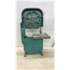 Image 5 : Vintage Band Saw with Tilting Table and 14" Throat