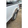 Image 5 : 2006 Ford F150 FX4 Super Crew 8 Cyl, White, with 2 Sets of Keys, TOD