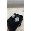 Image 4 : 2 Carat GRA Certified Round Brilliant Cut Moissanite VVS D Color with 40 Round Brilliant Cut Cubic