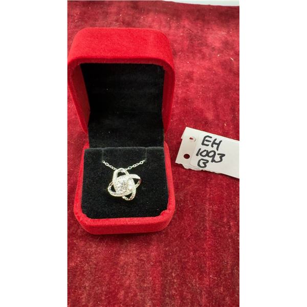 GRA Certified 1.00 Carat Round Brilliant Cut Moissanite VVS D Color with 40 Round Brilliant Cut