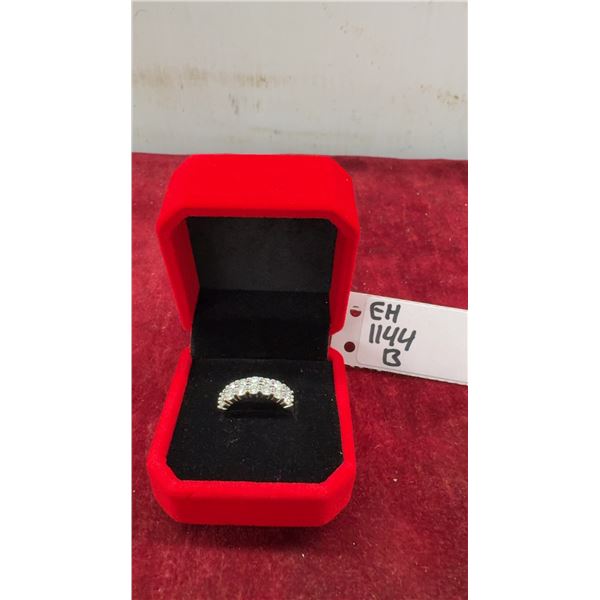 GRA Certified 1.00 Carat Total Weight Round Brilliant Cut Moissanite Stones VVS D Color with 14