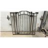 Image 1 : Summer Metal Baby / Dog Gate with Arched Top Design, Approx 36 x 36"