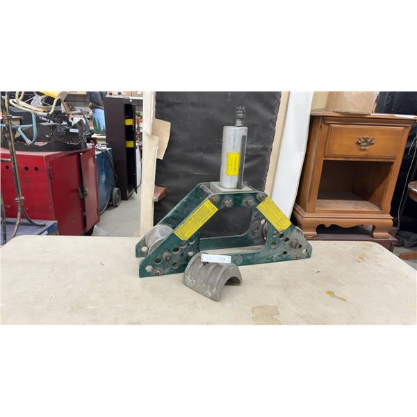Greenlee 1801 Professional Hydraulic Pipe Bender with Bending Shoe