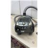 Image 6 : Sencor 1200W Canister Vacuum Cleaner with Attachments