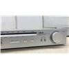 Image 9 : Akai AM-U22 Stereo Integrated Amplifier and AT-K11 FM/AM Stereo Tuner