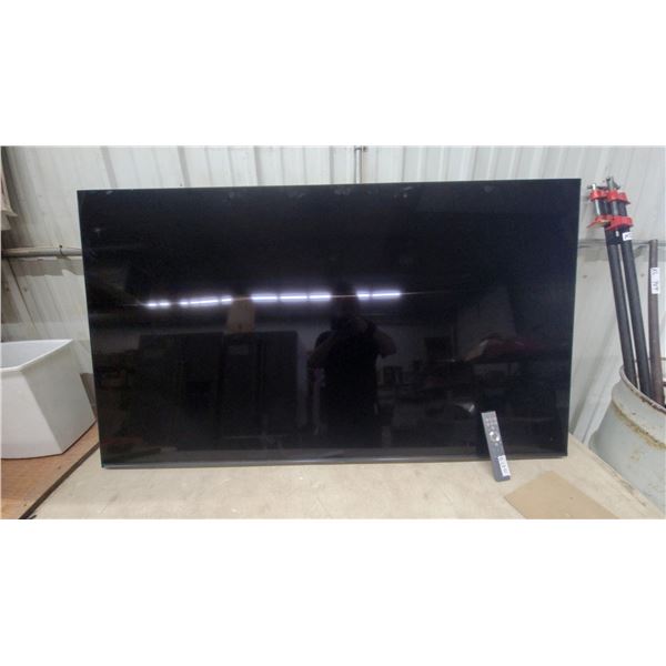 Hisense 65" Smart TV with Remote New T.V Shipping Damage 1 Small Line on Screen