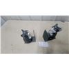 Image 4 : Pair of Cast Iron Tuxedo Cat Bookends with Metal L-Shaped Bases 7" Tall