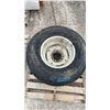 Image 2 : 2 Implement Tires and Wheels 31 x 30.5-15