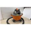Image 4 : Ridgid HD06001 6-Gallon 3.5 Peak Horsepower Wet/Dry Shop Vacuum with Hose