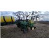 Image 10 : John Deere 7200 MaxEmerge 12 Row Crop Planter with Fertilizer Hoppers 3pth, 30" Spacing