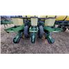 Image 12 : John Deere 7200 MaxEmerge 12 Row Crop Planter with Fertilizer Hoppers 3pth, 30" Spacing