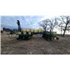 Image 9 : John Deere 7200 MaxEmerge 12 Row Crop Planter with Fertilizer Hoppers 3pth, 30" Spacing