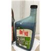 Image 4 : Big Red Bar and Chain Oil, Shell XTC-50 2-Cycle Engine Oil, BC Bar and Chain Oil, and More