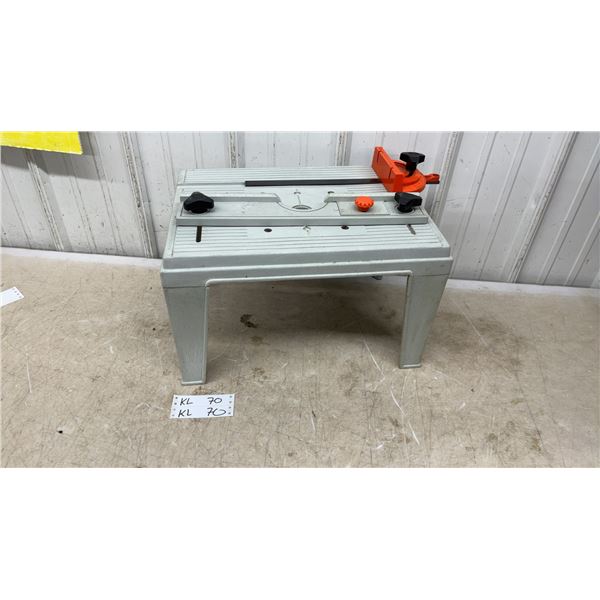 Hirsh Router and Sabre Saw Table with Adjustable Fence and Miter Gauge