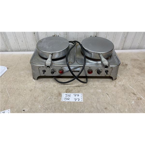 Toastmaster Double Waffle Baker with Temperature Controls