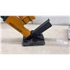 Image 3 : Bostitch Pneumatic Flooring Stapler with Grip Rite 15 Gauge 2" Collated Staples