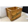 Image 4 : Blackwoods Beverages, Wpg. Mb.872 (1965) Drink Crate