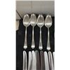 Image 3 : 1920s 36pc of La Touraine Silver Plated Flatware, Internal Silver Roger's XII