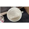 Image 5 : Old Foley Chinese Rose Pattern Pitcher, Pot, Tray, and Dish Set
