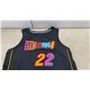 Image 3 : NBA Miami Heat City Edition Jimmy Butler #22 Basketball Jersey, Size Men's Medium