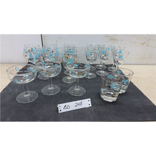 Mid-Century Federal Glass Amoeba Atomic Turquoise and Gold Vintage 1950's Boomerang Barware Set