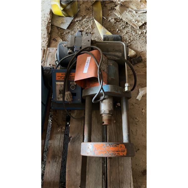 Vickers T-J Cylinders Hydraulic Crimping Press with Leeson 1hp Motor
