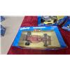Image 3 : Burago Disney Formula 1/24 Scale Die-Cast Cars, Woody, Buzz Lightyear, Tigger x3