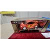 Image 4 : Burago 1:18 Scale Disney Goofy Mercedes-Benz SSKL and Volkswagen New Beetle