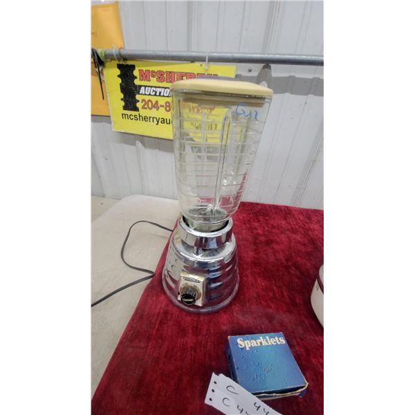 Osterizer Chrome Blender with Glass Pitcher and Sparklets CO2 Cartridges
