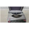 Image 3 : Empire Aristocrat Portable Manual Typewriter with Carrying Case