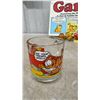 Image 4 : Vintage Garfield Lot: Figures, Board Game, Mug, Trivet, and More