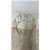 Image 5 : Two Metal Wire Plant Stands