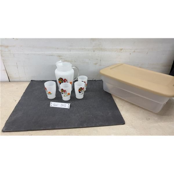 Vintage 1950's Bartlett Collin's Milk Glass Set, Proud Rooster Pitcher with Four Matching Tumblers