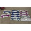 Image 12 : New: Cupcake Wrappers, Cake Toppers, Silicone Cupcake Moulds