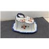 Image 5 : Amber Carnival Glass Bowl, Flow Blue Cheese Dish, and Porcelain 8 Point Trinket Dish