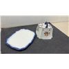 Image 7 : Amber Carnival Glass Bowl, Flow Blue Cheese Dish, and Porcelain 8 Point Trinket Dish