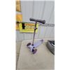 Image 4 : Purple Children's Three-Wheel Kick Scooter and Baxter & Bella Small Pet Bed