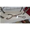 Image 4 : Beatty Bros. Limited Fergus Canada Wooden Tub Stand and Ice Tongs