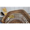 Image 2 : Vintage Wicker Barrel Chair with Lattice Back and Rolled Arms
