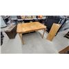 Image 1 : Maple Dining Table with 12" Extension Leaf 30 x 48 x 36"