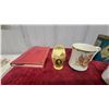 Image 4 : British Royal Coronation Memorabilia, Commemorative Mugs, Postcards, Books, and More