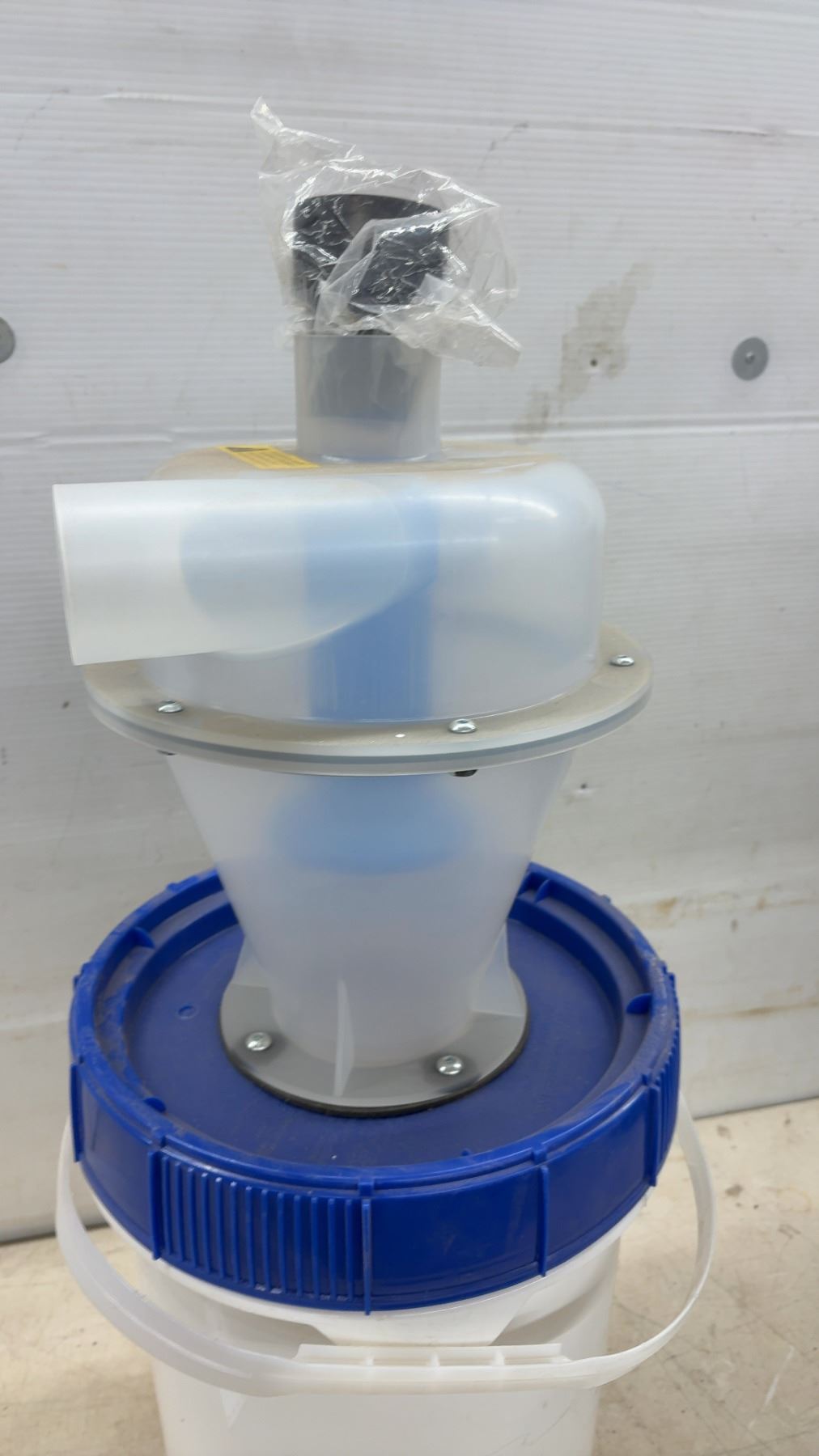 Quick Click Systems Cen-Tec Systems Quick Click Separator Cyclone Dust Collector with Bucket